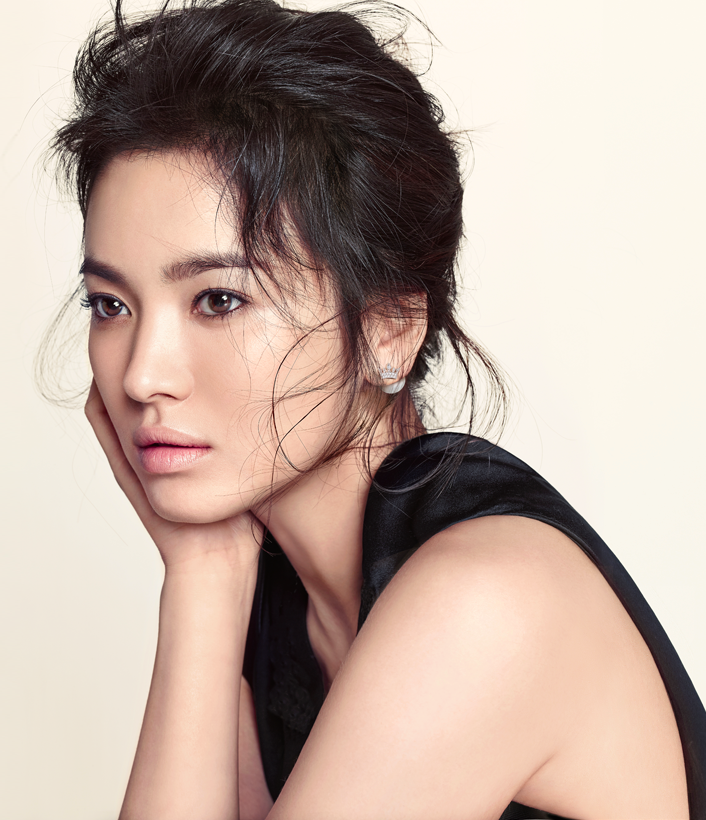 Korean Actress Hye Kyo Song Picture Gallery.